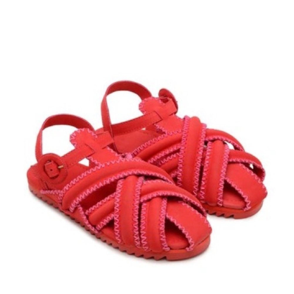 ❤️❤️ FARM RIO Zigzag Stitch Sandal RED/PINK
FARM RIO ❤️❤️size 6